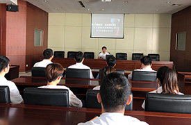 公司組織員工參加“樹立風(fēng)險(xiǎn)意識，遠(yuǎn)離非法集資”投資者宣傳教育活動(dòng)